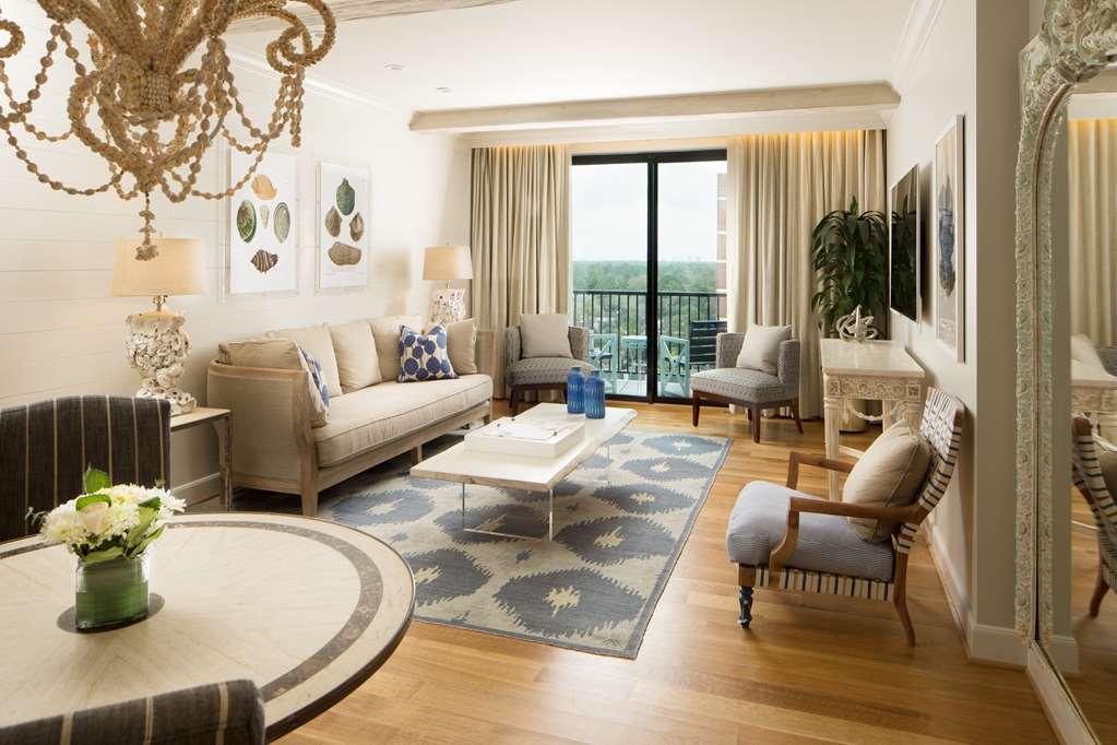 Hotel Zaza Houston Memorial City Nature photo
